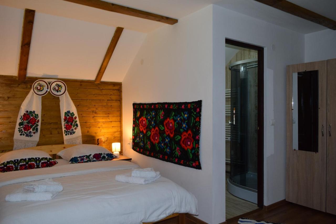 Casa Leca Hotel Breb Exterior photo