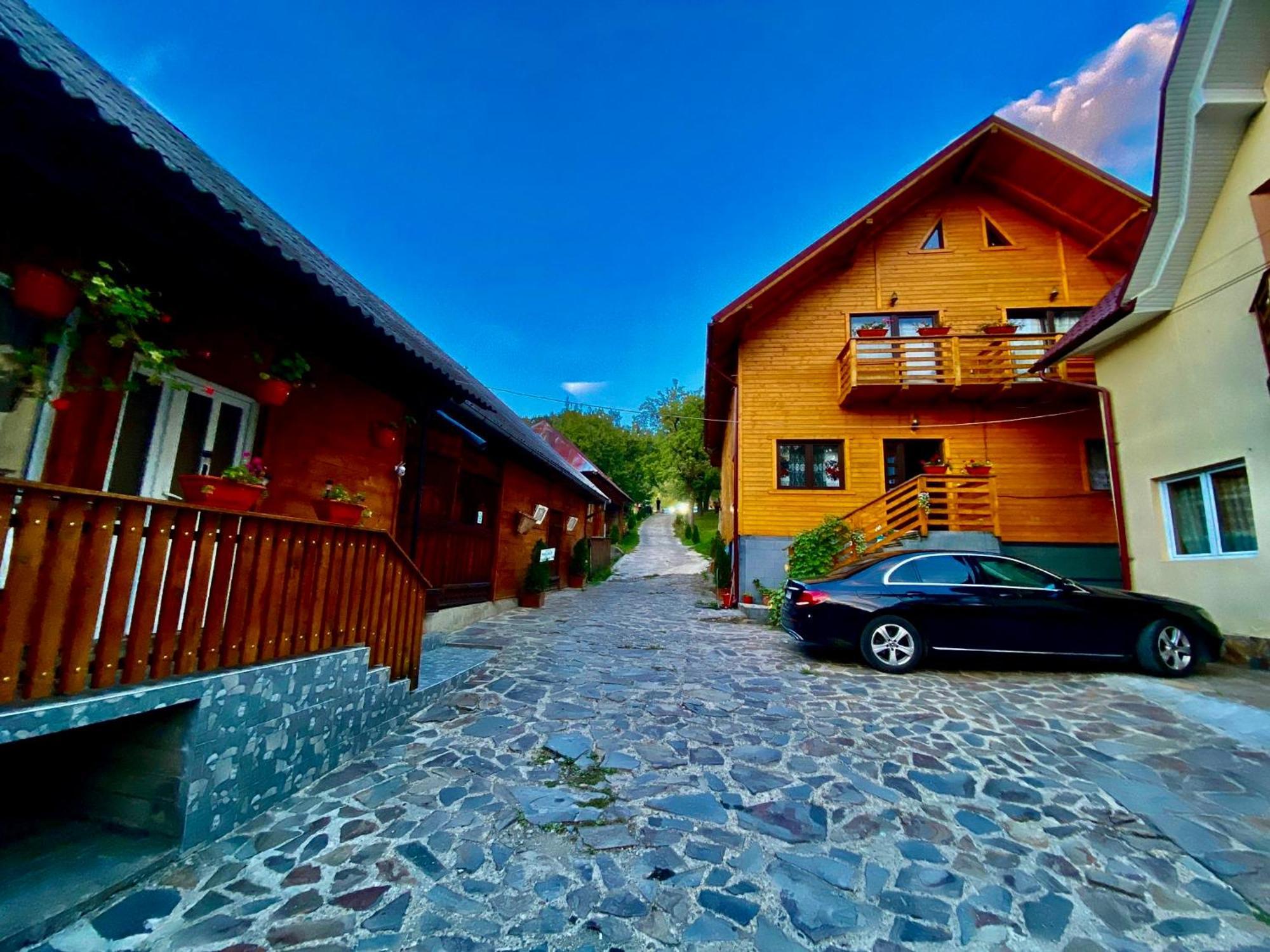 Casa Leca Hotel Breb Exterior photo